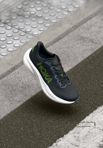 HOKA MACH 7