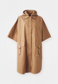 Veste extérieure en coton marron avec capuche, coupe ample, manches courtes et deux poches avant avec des sangles et des boutons pour la fermeture.