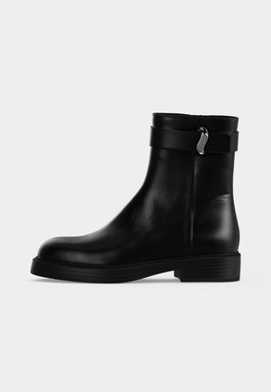 Emporio Armani, STIVALETTO VITELLO TRESOR - Classic ankle boots - nero