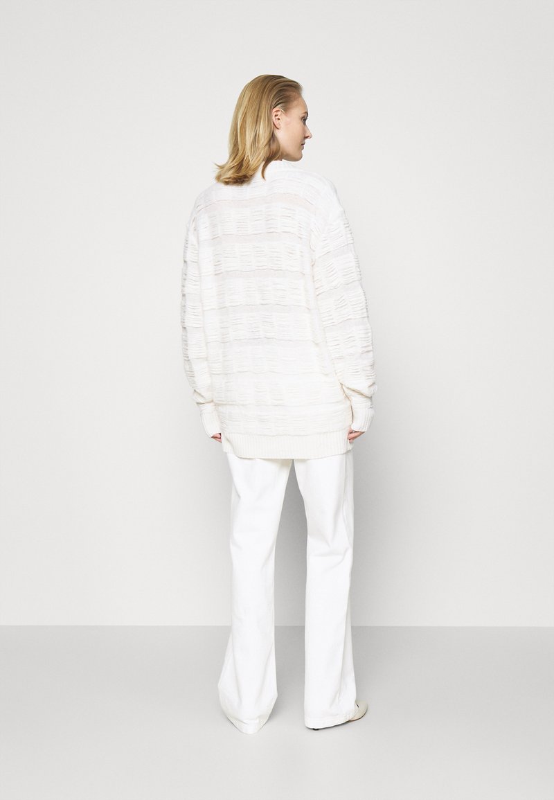 Damen Bekleidung | COMEFORBREAKFAST V NECK SWEATER Strickpullover cream/offwhite - TG78496 Damen Bekleidung | COMEFORBREAKFAST V NECK SWEATER Strickpullover cream/offwhite - TG78496