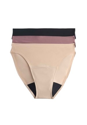Trois paires de sous-vêtements féminins style bikini en beige, mauve et noir, empilées proprement sur un fond blanc.