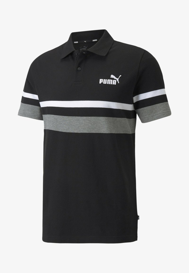 Polo noir à manches courtes avec des rayures horizontales blanches, noires et grises et un logo Puma blanc sur la poitrine gauche.