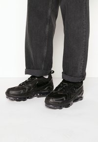 Nike Sportswear AIR VAPORMAX EVO - Sapatilhas - black