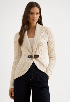 BUCKLE-TRIM CABLE SHAWL-COLLAR CARDIGAN - Kardiganas - mascarpone cream