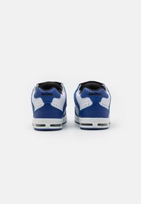 Globe SABRE - Trainers - blue