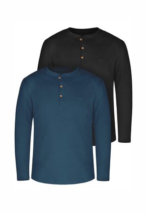 Langärmlige Hemden aus Baumwolle in Marineblau und Schwarz, mit Rundhalsausschnitt, vorderer Knopfleiste und dezentem Logo auf der Brust.