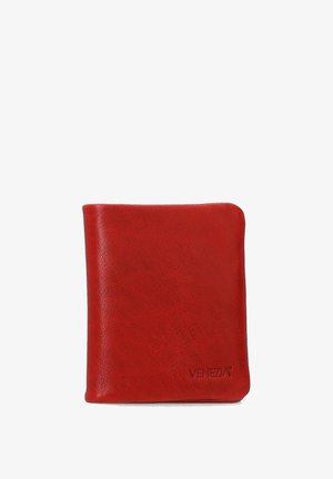 Portefeuille en cuir rouge avec une texture lisse, de forme carrée et aux coins arrondis. Présente le logo en relief "VENEZIA" sur le devant.