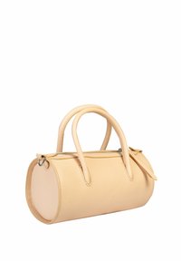 Beżowa skórzana torebka o zaokrąglonym kształcie, z podwójnymi uchwytami u góry i zamknięciem na zamek. Posiada teksturowaną powierzchnię i minimalistyczne akcenty sprzętowe.