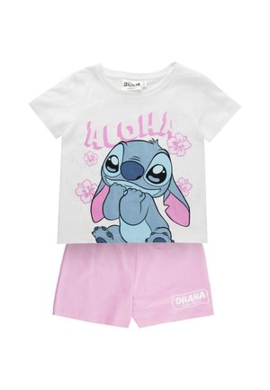 T-shirt bianca con Stitch cartone animato blu, scritta rosa "ALOHA", fiori, abbinata a pantaloncini rosa con stampa "'OHANA, significa famiglia."