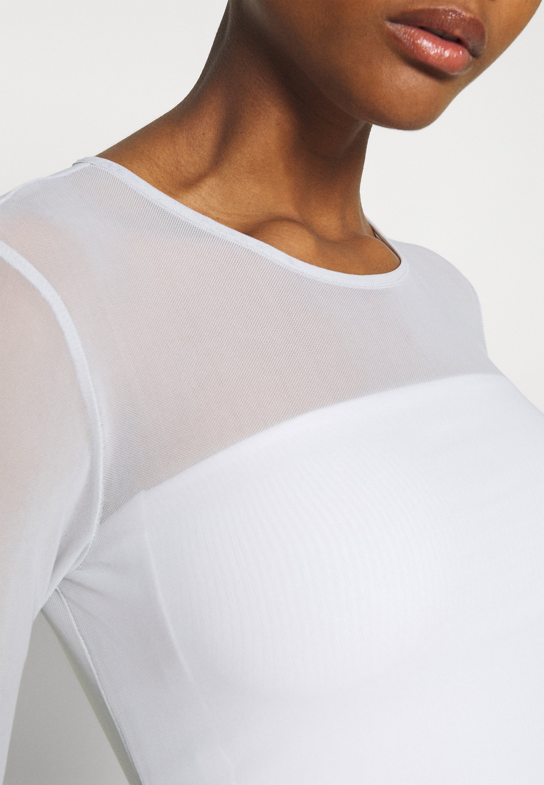 Women Long sleeved top Women Long sleeved top