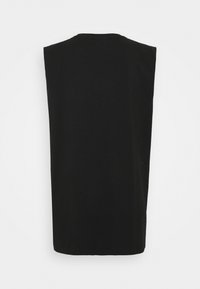 Haut noir sans manches, confectionné en coton, avec un col rond et une coupe décontractée à ourlet droit. Design minimaliste, sans coutures visibles.