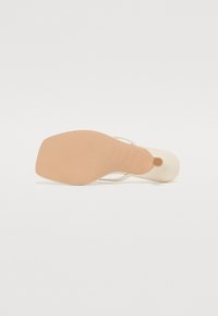 Madden Girl CHARLENE - Sandaler - bone paris