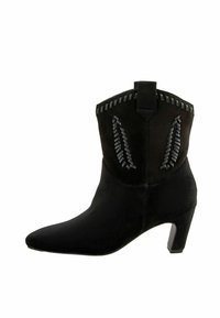 Melnas zamša potītes zābakus ar norādītu pirkstu, īsu papēdi, dekoratīvām šuvēm un akcentu detaļām uz zābaka augšdaļas. Vienmērīga tekstūra visā zābakā.