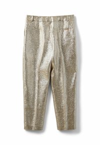 Metallic aukso kelnės su tekstūruotu paviršiumi, tiesiu kirpimu ir trumpa ilgio. Su diržo kilpomis ir galiniais kišenėmis.