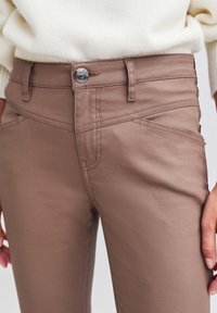 OPUS EVITA REMIX - Slim fit jeans - cocoa