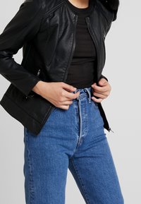 ONLY Giacca in similpelle - black