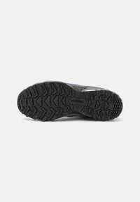New Balance 610 UNISEX - Sportcipő - arctic grey