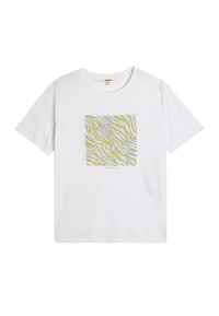 Camiseta de manga corta blanca que presenta un gráfico cuadrado con patrones abstractos en ondas grises y amarillas, hecha de material de algodón suave.