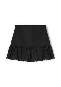 Falda negra con cintura estructurada y bajo con volantes. Confeccionada en tela ligera, con textura suave y diseño sencillo.