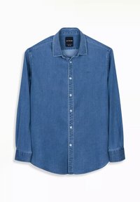 Jeanshemd, hellblau, lange Ärmel, Knopfverschluss vorne, klassischer Kragen, Brustlogo, weiche Textur, durchgehende Farbe.