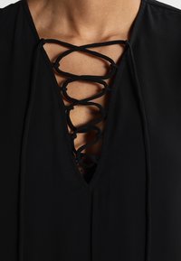 Bik Bok Tunika - black