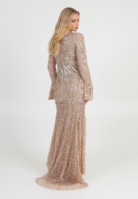 Maryisa MODEST EMBELLISHED SEQUINS - Iltapuku - taupe blush