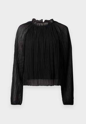 Melnā plīvēta blūze ar garām piedurknēm, augstu ruffles apkakli un caurspīdīgu audumu. Izceļas ar mīkstu tekstūru un brīvu, plūstošu siluetu.