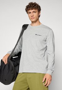 Champion ICONS CONTRAST CREWNECK LONG SLEEVE  - Long sleeved top - grey