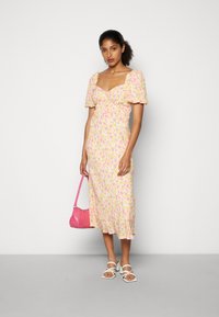 Forever New MAHALIA SHIRRED MIDI DRESS - Vestido camiseiro - hampton