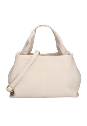 Zacht getextureerde beige leren handtas met korte handvatten en een verstelbare schouderriem met een gouden gesp.