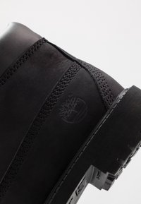 Timberland Botines con cordones - black