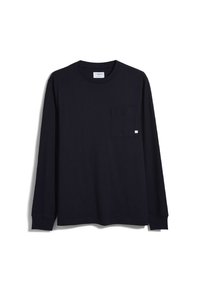 Langarm-Navy-Shirt aus weichem Stoff, mit einem runden Halsausschnitt und einer Brusttasche mit einem kleinen Logotag. Einfaches, minimalistisches Design.