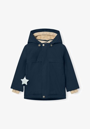 Jachetă izolată de culoare albastru închis, cu glugă, căptușeală bej, nasturi tip snap și două buzunare frontale. Eticheta în formă de stea atașată de mânecă.