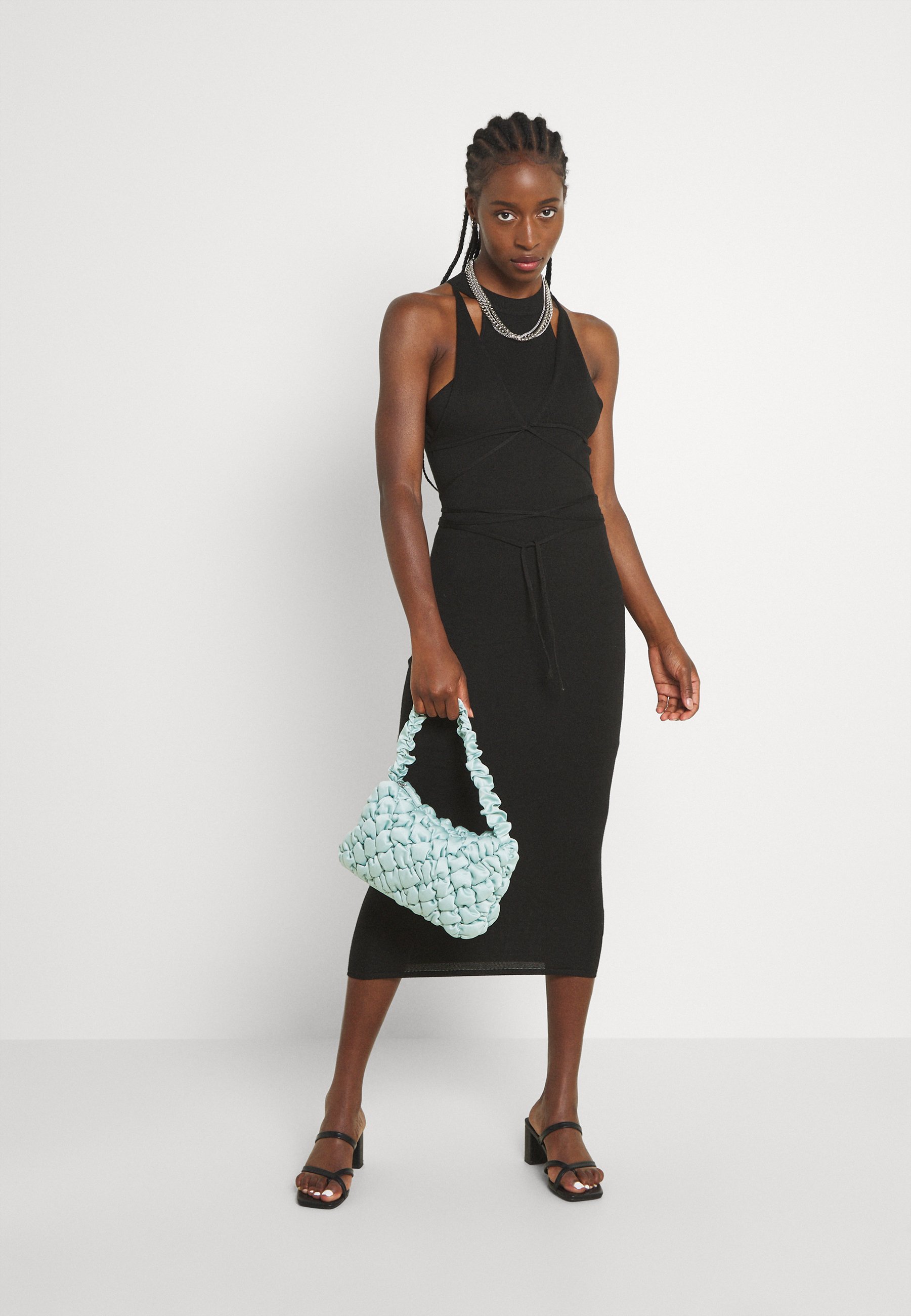 Missguided KNITTED DRESS WITH OPEN BACK 