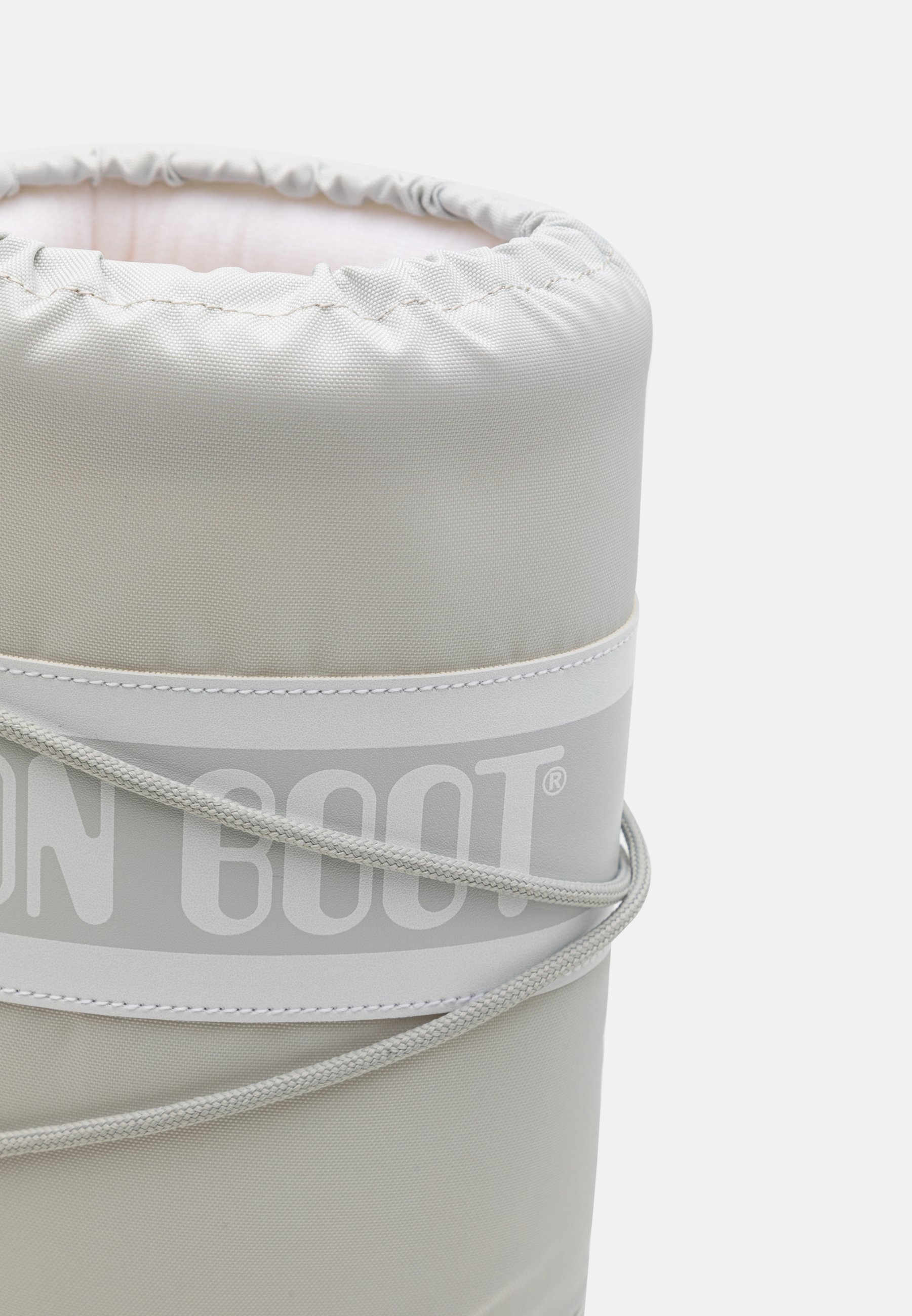 Moonboots ホワイト　サイズ39/41 Moonboots ホワイト サイズ39/41 Moon Boot Original Moonboots