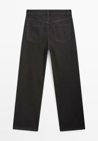 Zwarte jeans met een recht model, twee achterzakken en contrasterende steken. Gemaakt van duurzaam denim.