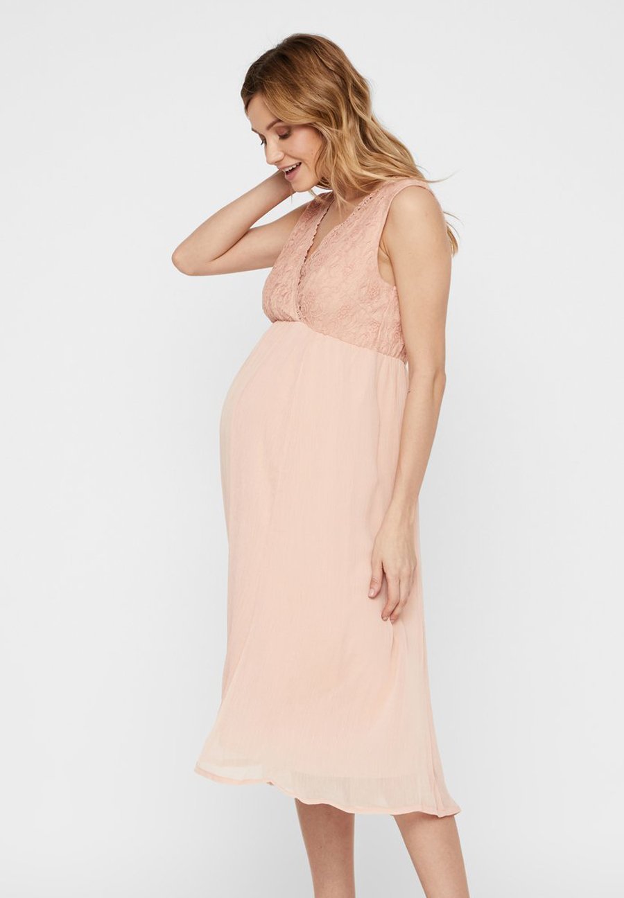 MAMALICIOUS UMSTANDSKLEID KREPPCHIFFON - Freizeitkleid - evening sand/beige  - Zalando.de