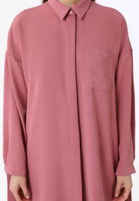 Modanisa REFKA - Button-down blouse - pink