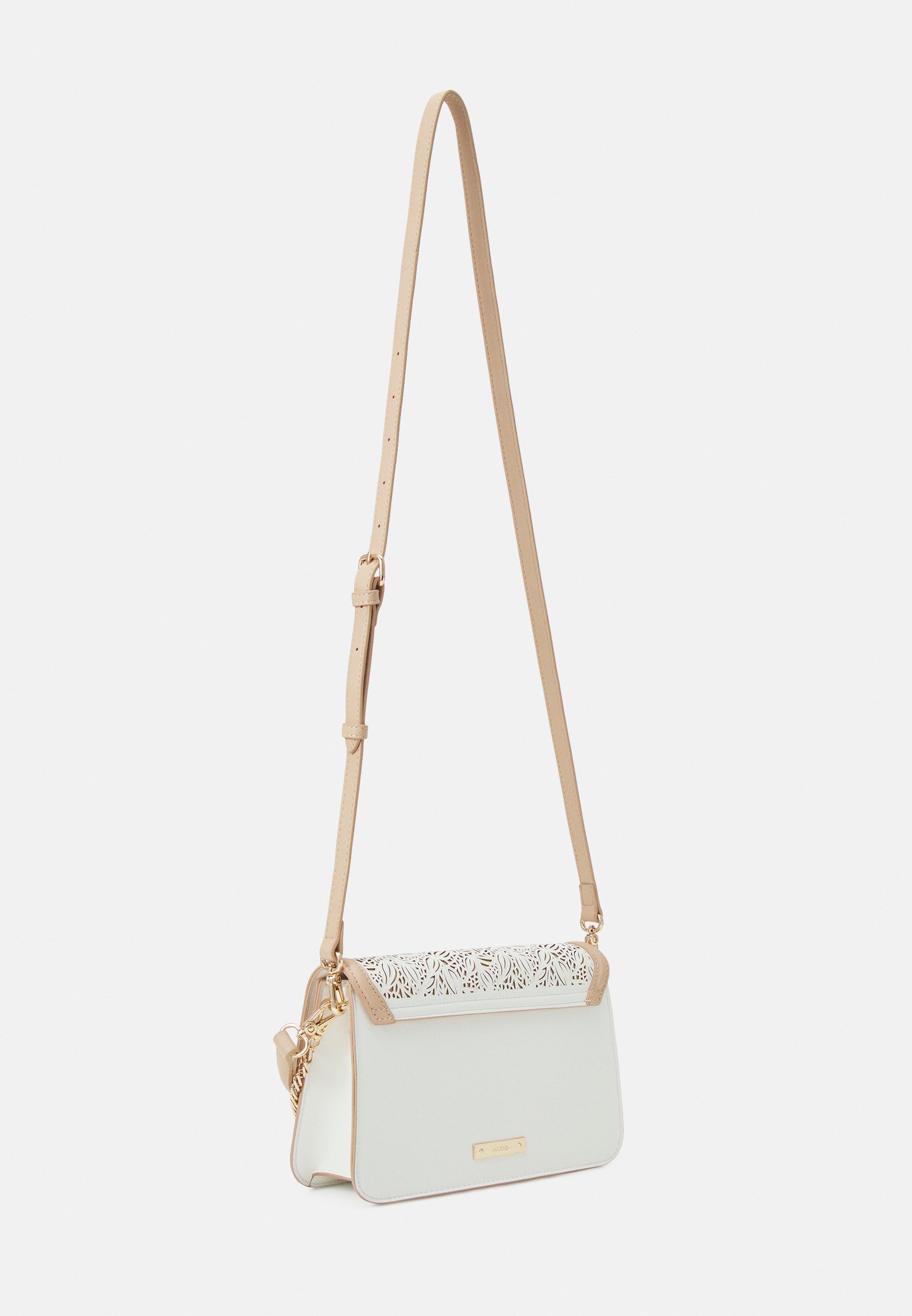 olivia rose crossbody guess