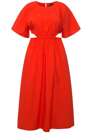 Rød bomulds kjole med korte, brede ærmer, samlet talje og en mellemlang svampet nederdel med en nøglehulslukning på ryggen.