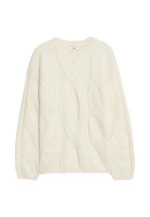 Suéter de color crema de punto que presenta un patrón de trenzas texturizado, cuello redondo y hombros caídos. Material suave de mezcla de lana.