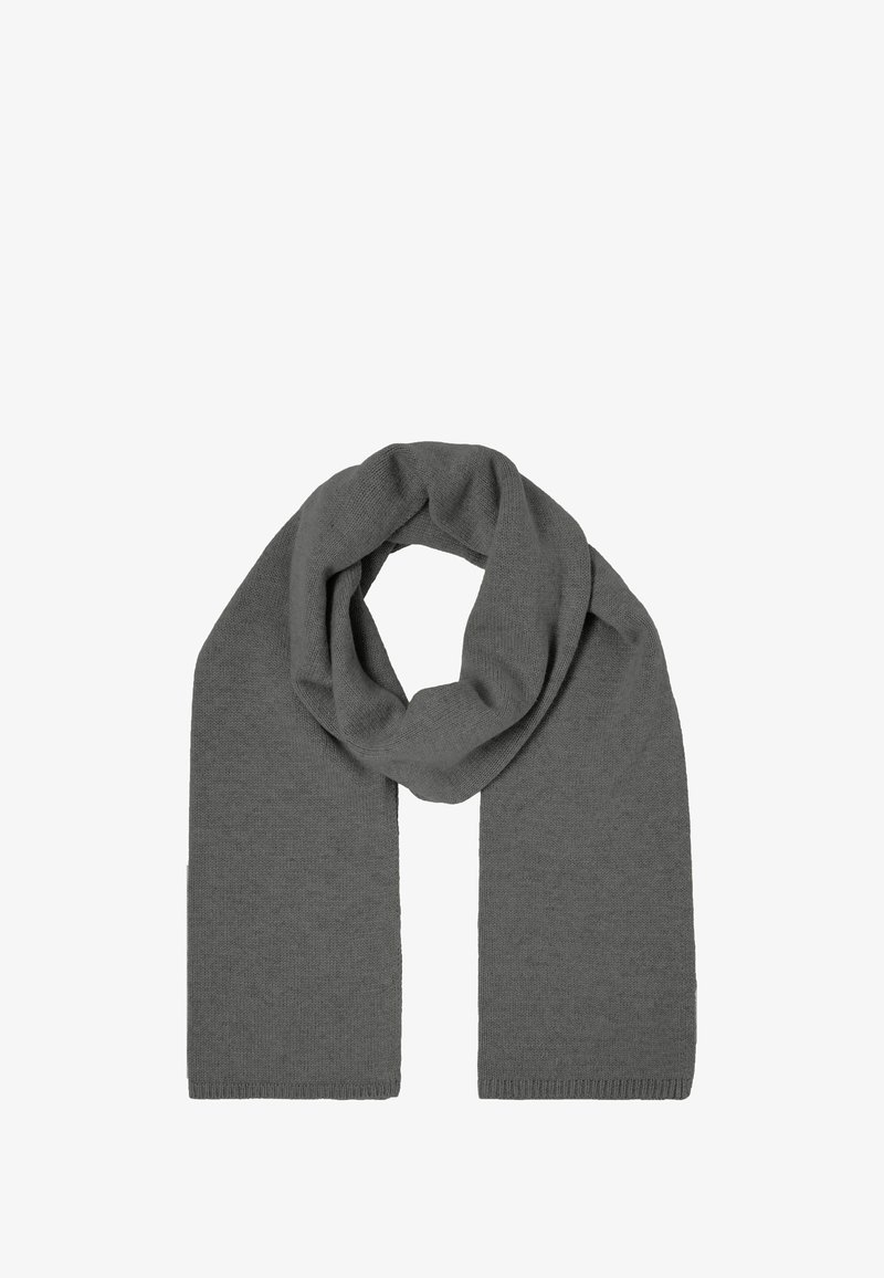 Grijze gebreide sjaal, zachte textuur, lang rechthoekig van vorm, in een lus gewikkeld. Beschikt over een gladde afwerking zonder zichtbare patronen of accenten.