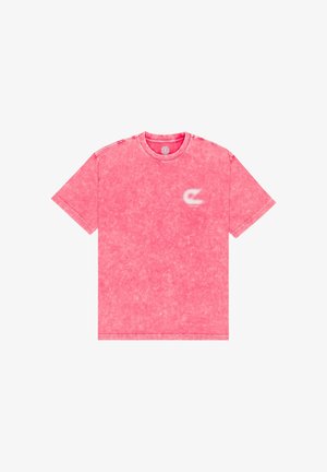 Vaaleanpunainen puuvillainen t-paita rentolla istuvuudella, jossa on pyöreä pääntie ja lyhyet hihat. Kulutettu pinta ja pieni logo rinnassa.