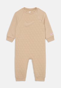 Nike Sportswear READYSET COVERALL UNISEX - Kombinezonas - sand drift