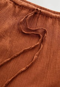 REGULAR FIT-BOHO TIERED MIDI - Suknja A kroja - burnt orange