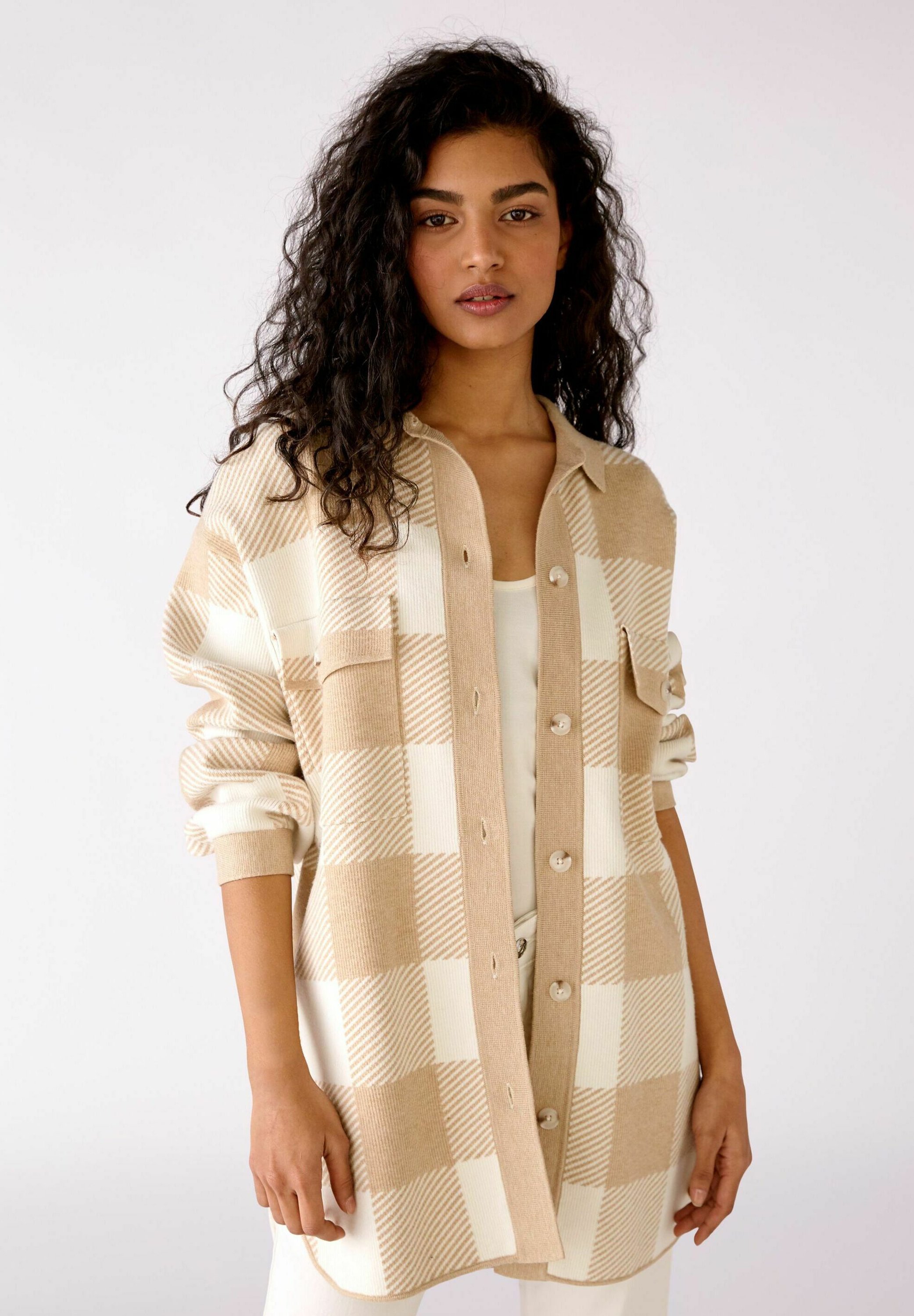 Oui Damen Schal - Kuscheliges Fellchengarn, Gerade Geschnitten, 160cm Lang, Beidseitig Tragbare Accessoire