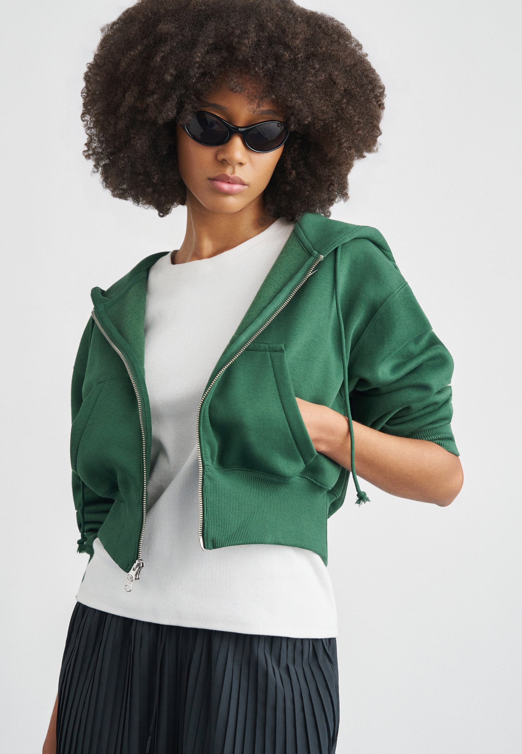 green nike crop sweatshirt