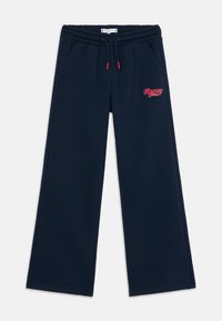 Επιλέχθηκε, dark night navy