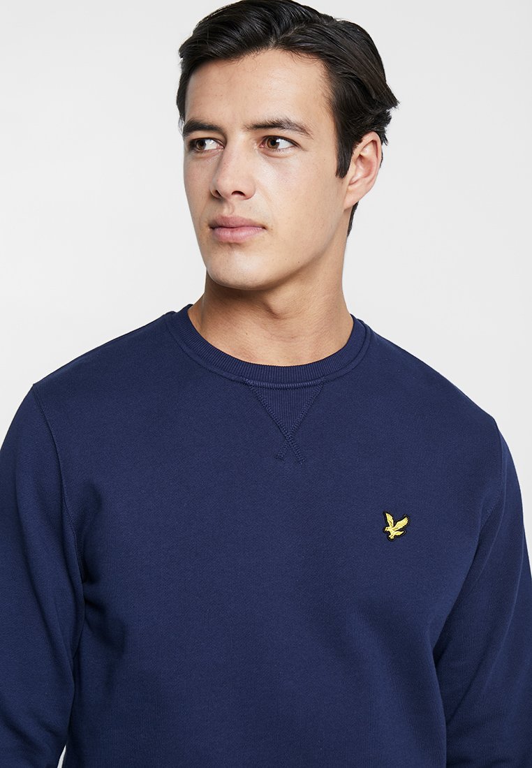Lyle & Scott CREW NECK Sweatshirt navy Zalando.no Lyle & Scott Crew Neck Sweatshirt Navy Collegegenser På