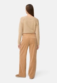 camel active RELAXED FIT - Broek - caramel